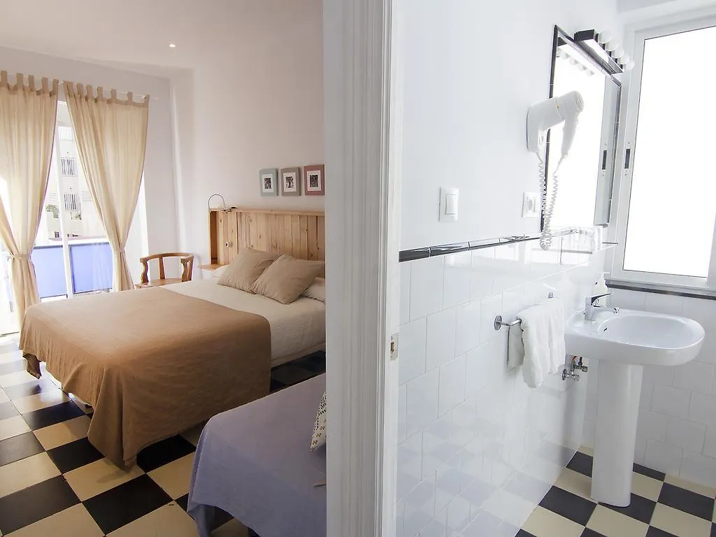 Hotel Finlandia 마르베야